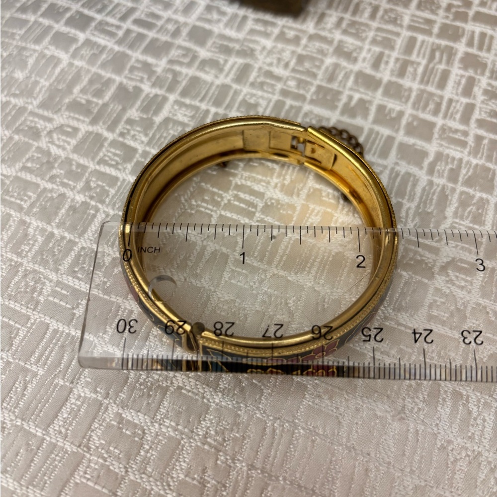Vintage Goldtone Multicolor Cloisonné Enamel Hinged Bangle Bracelet - Picture 5 of 5